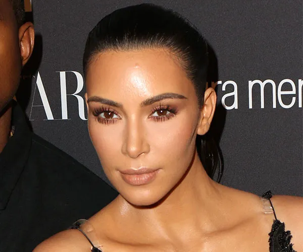 kim kardashian nude lip