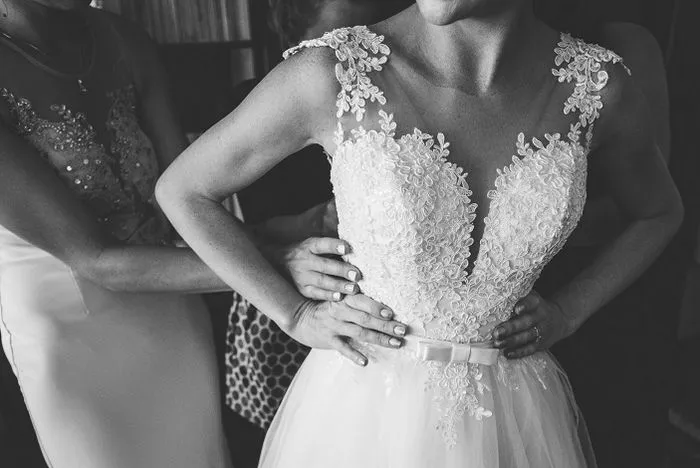 Bustle the dress. Image from SHEfinds