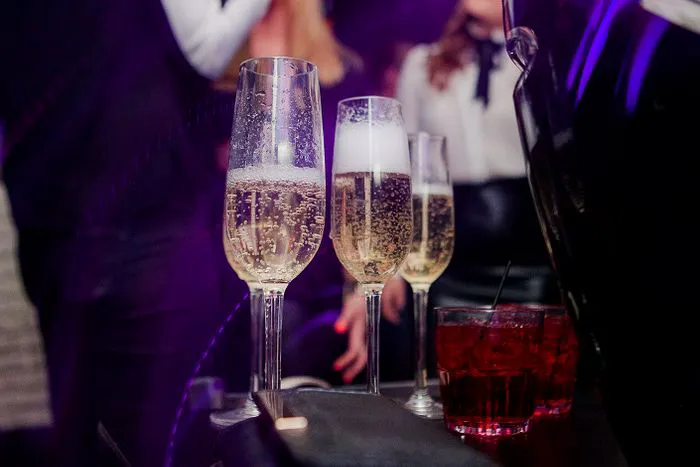 Open Bar Image from SHEfinds