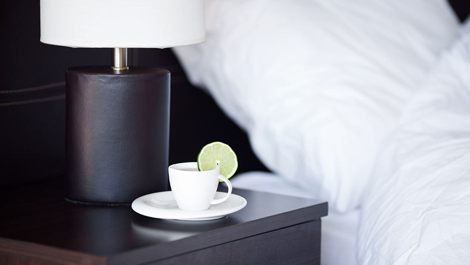 The One Thing You Should Drink Before Bed For Weight Loss, According To