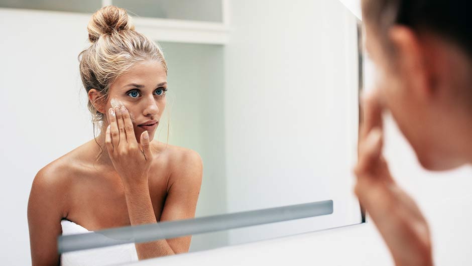Take Off Your Makeup With Vaseline makeup
