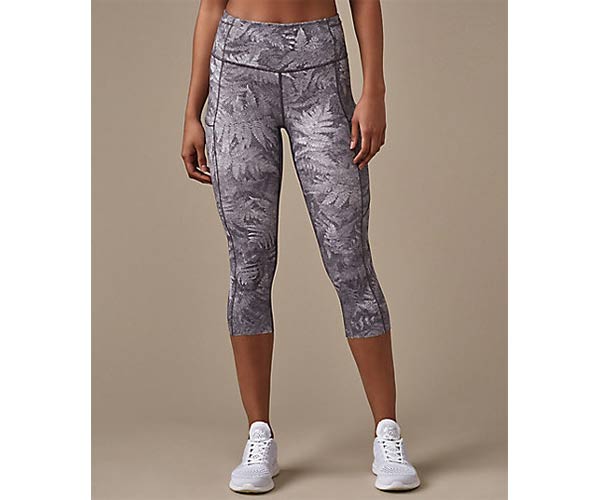 Hands Down, These Are The Best SweatWicking Workout Clothes For Summer