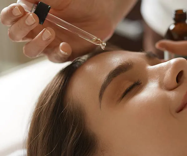 uses for tea tree oil skin acne