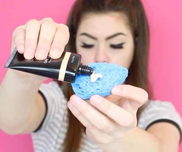 Kitchen Sponge weird foundation techniques