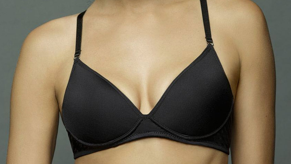 The One Bra Every Woman With Small Boobs Needs (It's Not A Push-Up