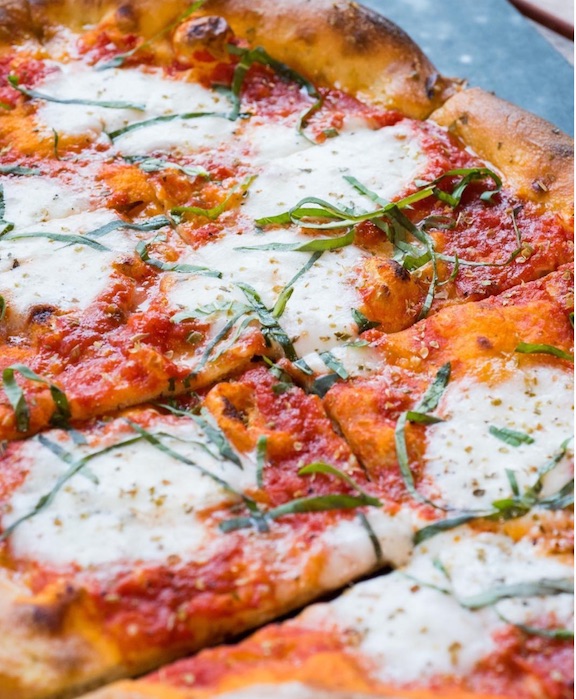 Steak, Veggie & Gluten-Free Flatbread Pizza healthy pizza recipes