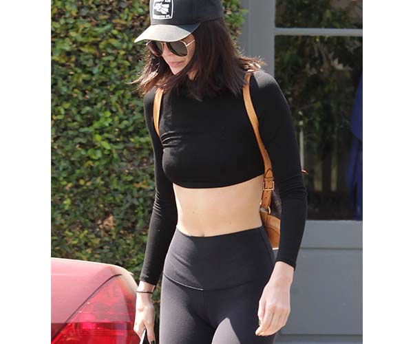 kendall jenner camel toe