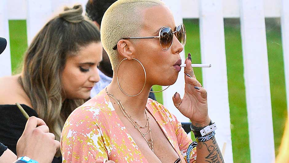 celebs smoking amber rose