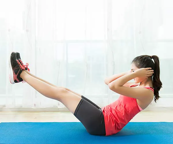woman doing ab exercises