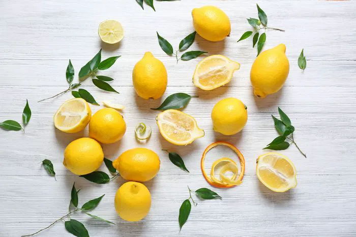 pile of lemons