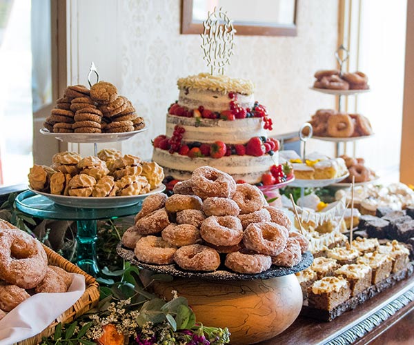 donut tower wedding cake