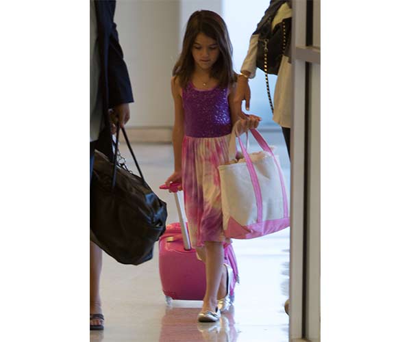 suri cruise 3