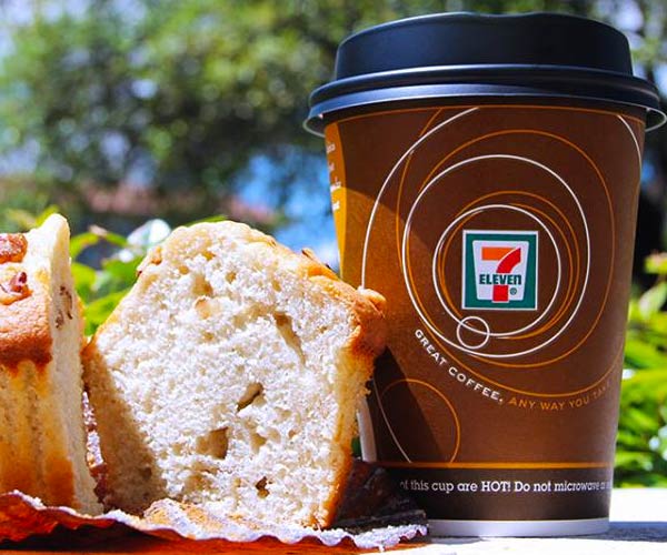 Julie's Dining Club: Coffee from 7-Eleven