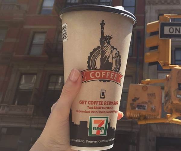 Julie's Dining Club: Coffee from 7-Eleven