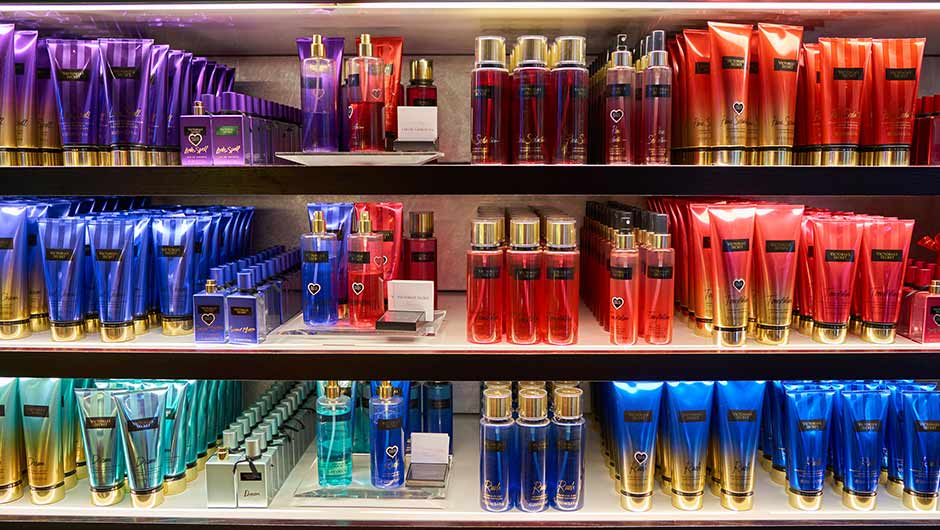 These Are The 5 Best-Smelling (And Best-Selling) Victoria's Secret Beauty  Products - SHEfinds