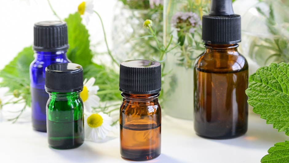 The BestSmelling (And Best For You!) Aromatherapy Oils SHEfinds