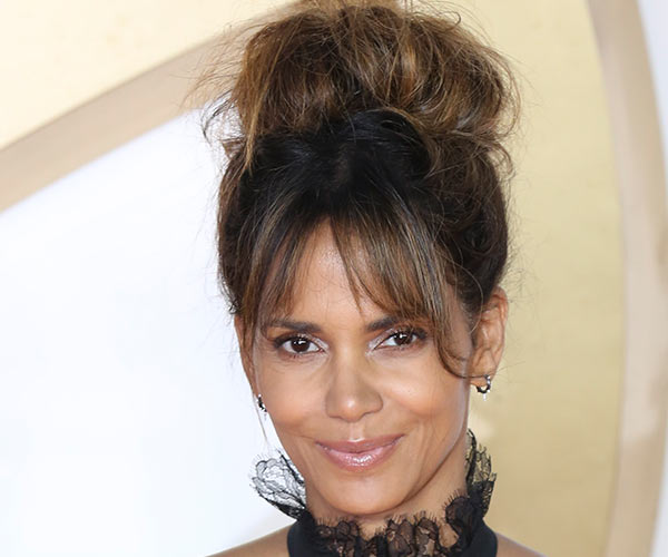 halle berry curtain bangs