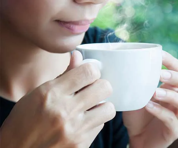 morning hot drink flattens belly
