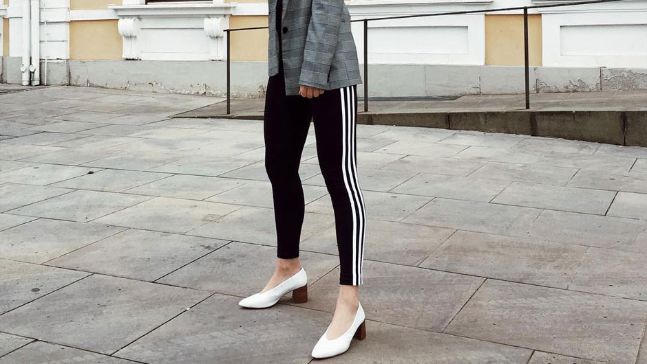 What Are The Best Side-Stripe Leggings? We've Got The List Right Here! -  SHEfinds