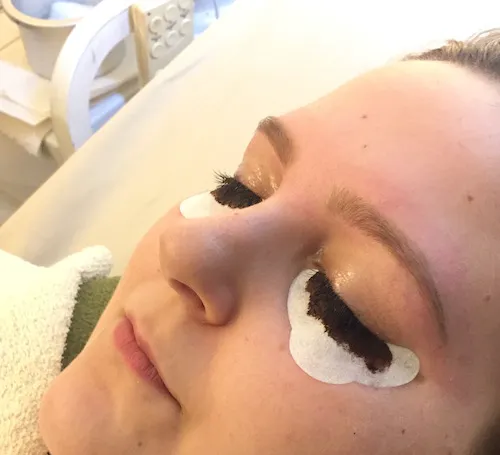 lash-tint