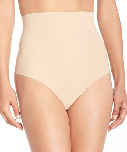 These Are The Most Comfortable Women's Thongs, So You Can Stop