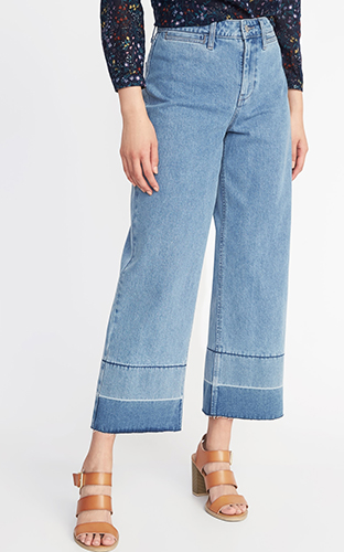 4 Jean Trends Everyone Will Be Wearing This Spring (& They’re Not Skinny!)