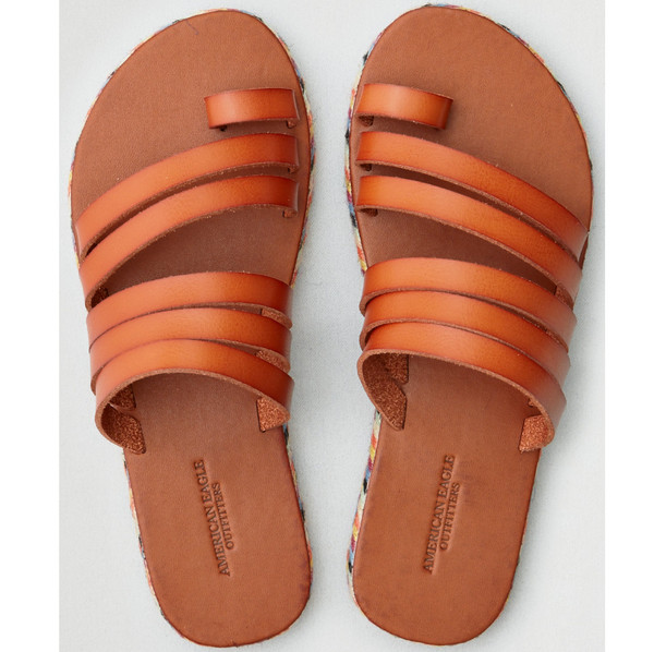 toe loop sandals