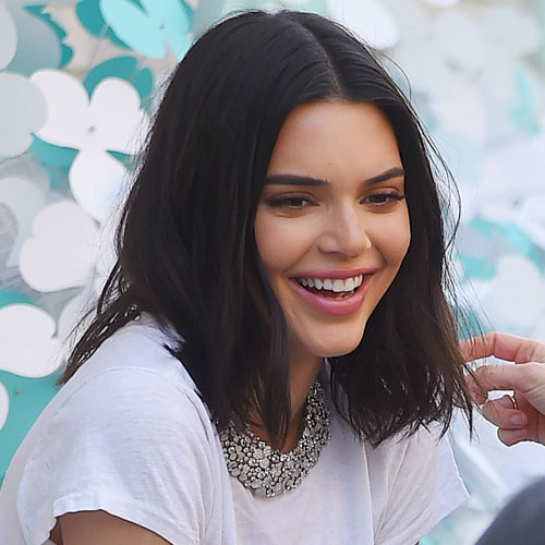 Kendall Jenner Just Wore The Sexiest Tiny Blue Bikini—& Now We Want One ...