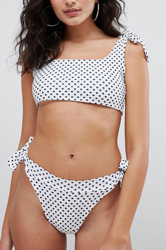 Devon Windsor s Itty Bitty Bikini Might Be Too Hot For Instagram