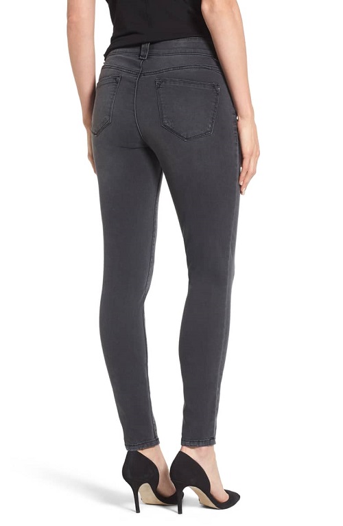 Every Woman *Needs* A Pair Of These Slimming Jeans (Psst! They Make ...