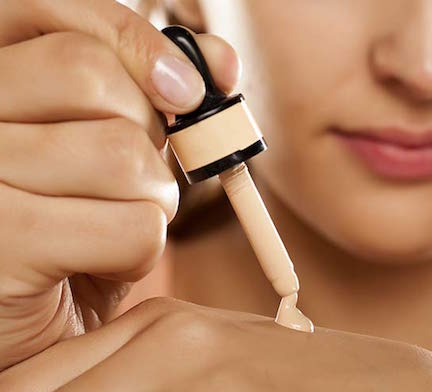 how to apply foundation to hide wrinkles