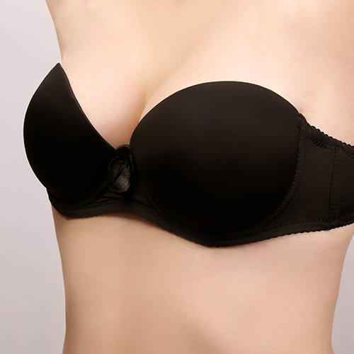We Found The Most Comfortable Strapless Bra For Big Boobs Ever