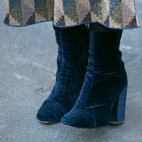 These Pretty Velvet Accessories Will Make Any Outfit Feel Instantly ...