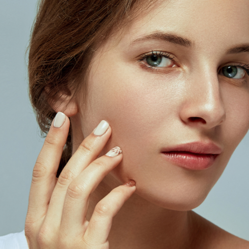 <h3>Naturally Serious Supercharge Anti-Oxidant Moisture Serum Reviews</h3> brightening serum for aging skin