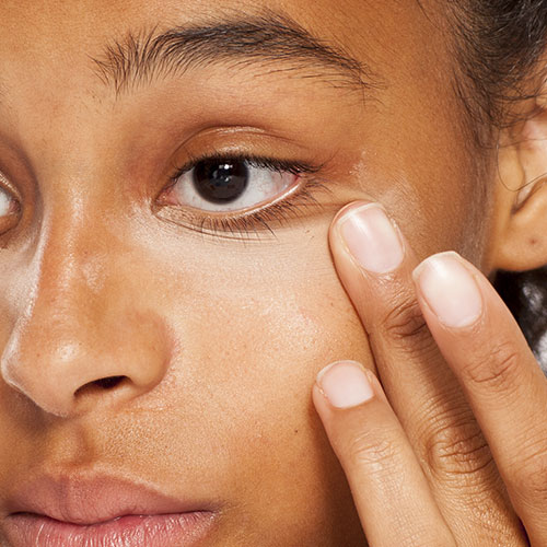 how to apply concealer under eyes with wrinkles