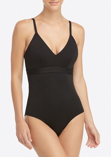 SPANX's 2014 swimwear features signature slimming technology