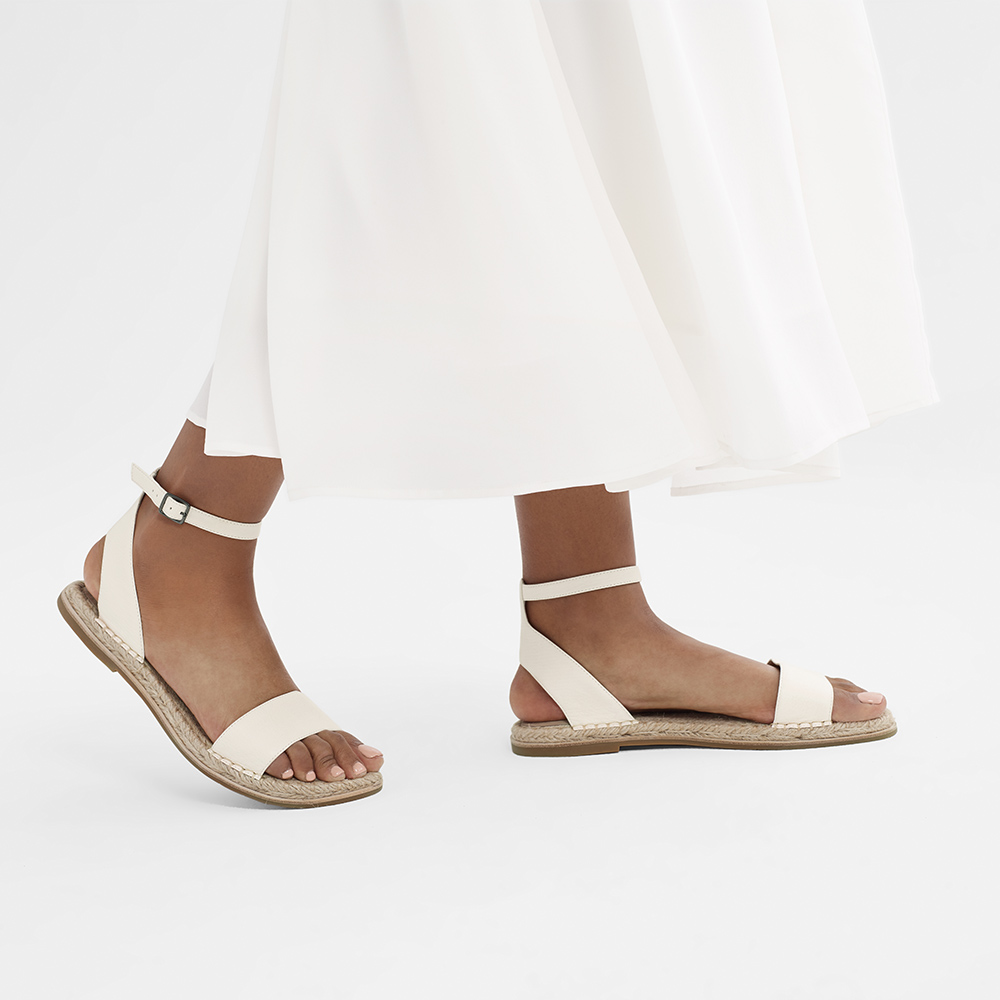 Take 20% Off All Shoes At EILEEN FISHER For A Limited Time Only! - SHEfinds