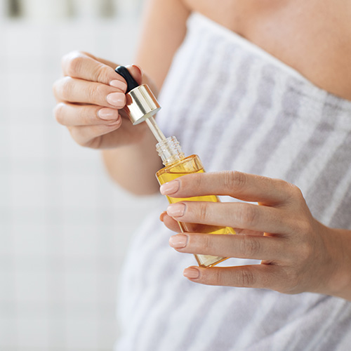 <h3>What To Look For In A Serum</h3> best anti-aging serums according to dermatologists