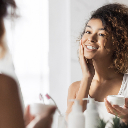 <h3>When To Apply An Overnight Mask</h3> best night cream for dry aging skin
