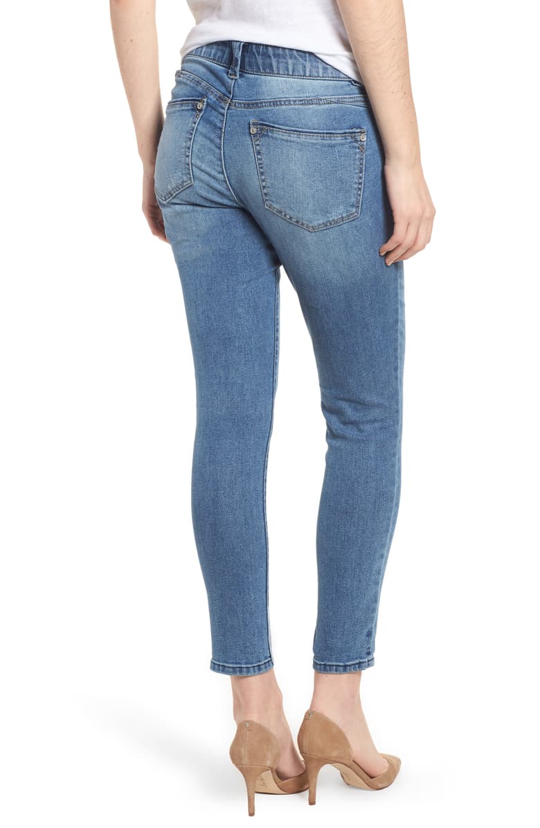 You *Need* To Get These Super Slimming Jeans For Fall While They’re On ...