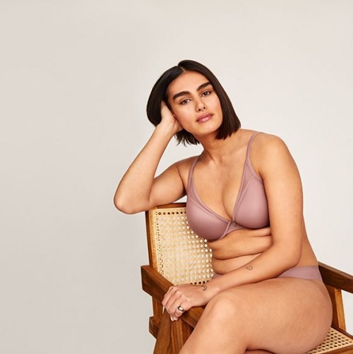 ThirdLove - The 24/7 Classic Contour Plunge Bra takes outfit