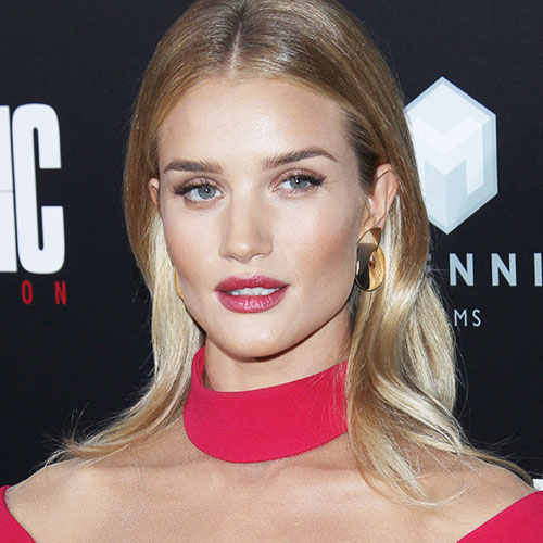 Rosie Huntington-Whiteley looks sensational as she poses in sexy
