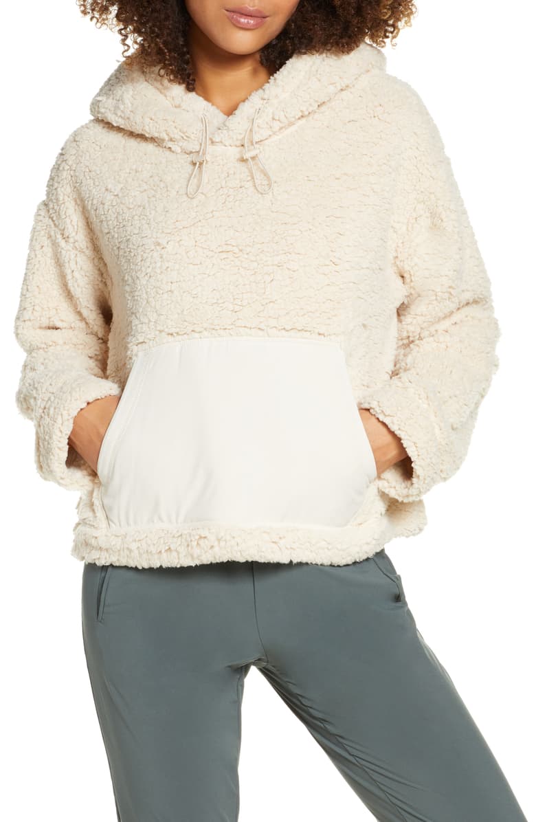The Perfect Fuzzy Sherpa Sweater Just Went On Sale At Nordstrom For ...