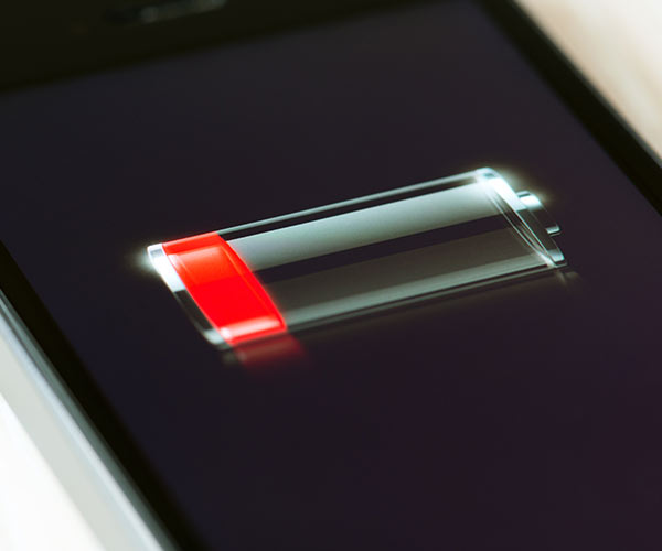4 Apps You Should Never Download Because They Slowly Destroy Your iPhone's  Battery Life - SHEfinds