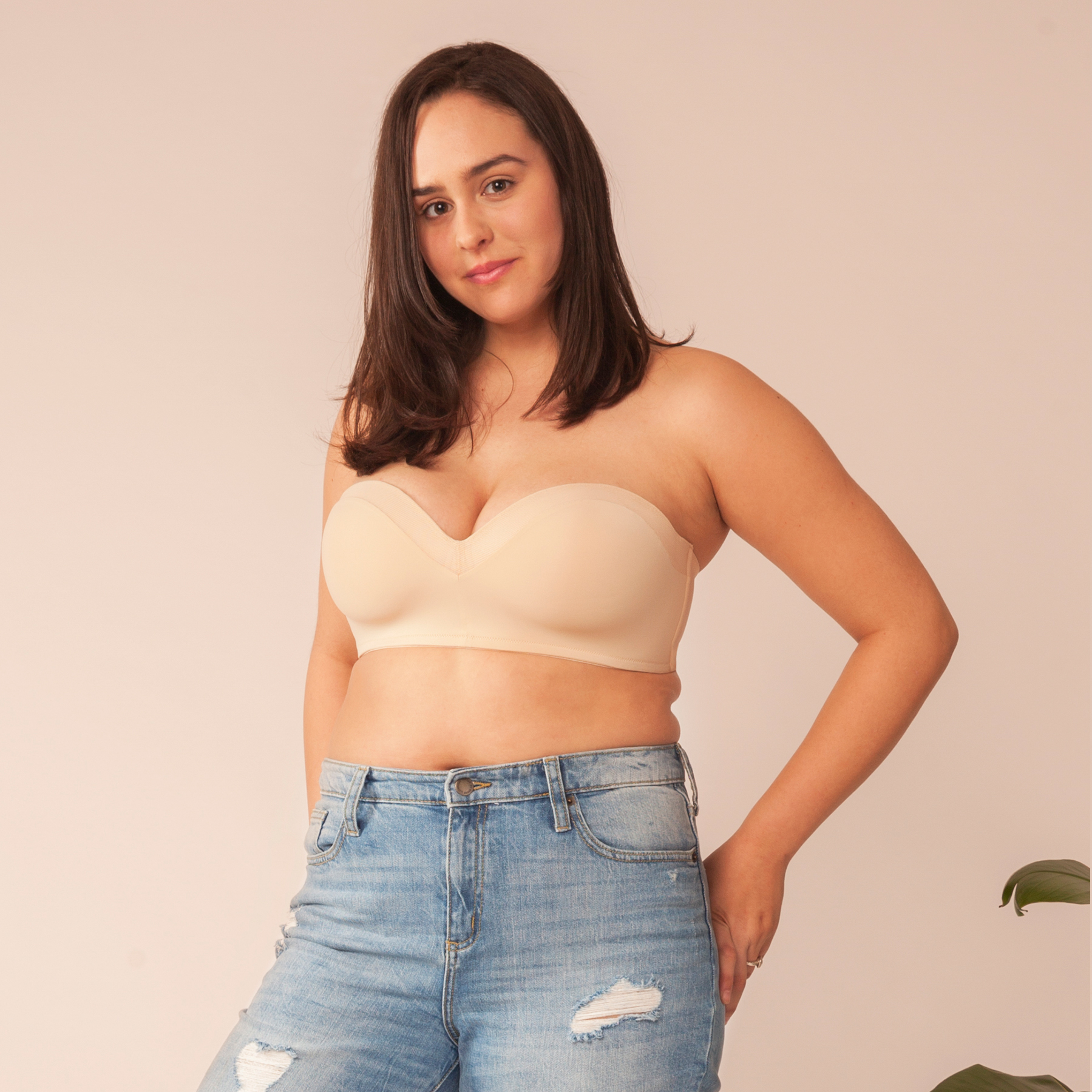 You Can Dance, Shimmy And Shake In This $35 Strapless Bra And It Won't  Slide Down - SHEfinds