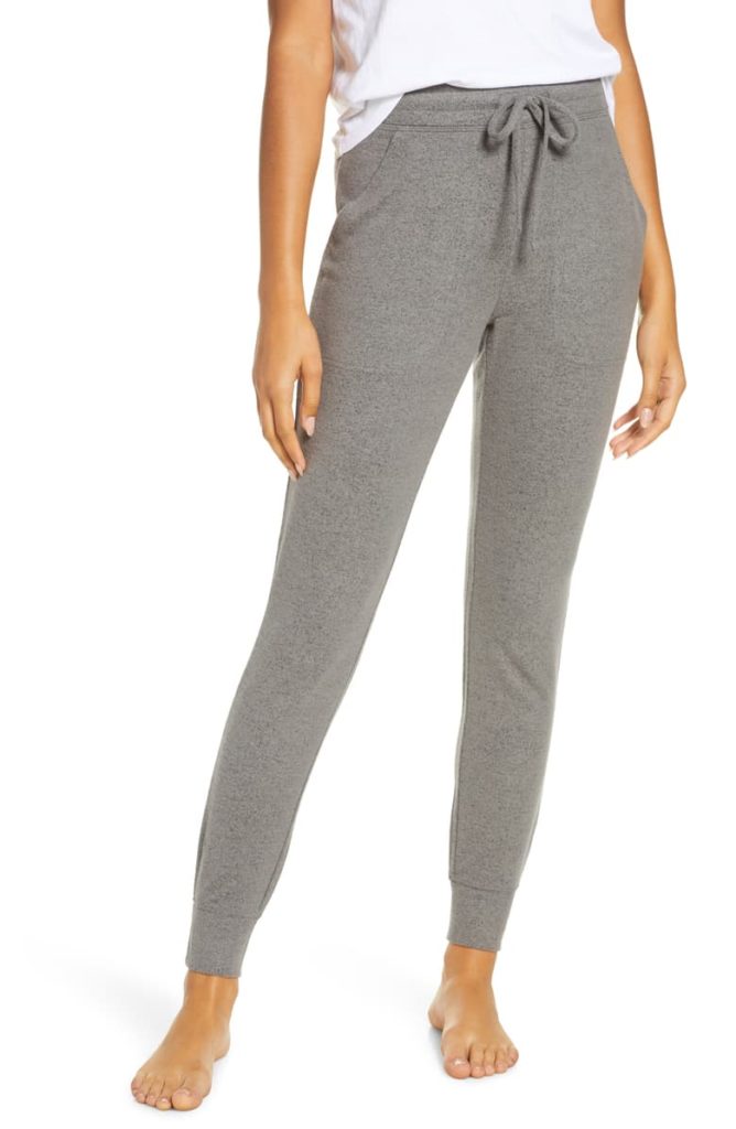 These Flattering Joggers Are Just As Comfortable As Sweatpants… But So