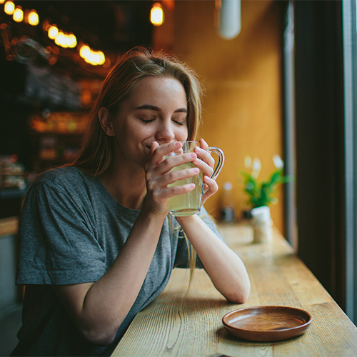 green tea best anti inflammatory hot drink breakfast metabolism