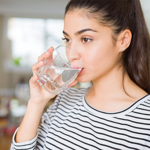 drinking water best weight loss tip burn fat