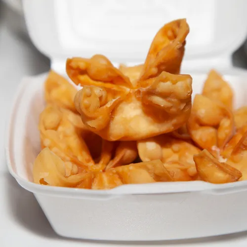 Convenient carry-out meal packaging for on-the-go dining.