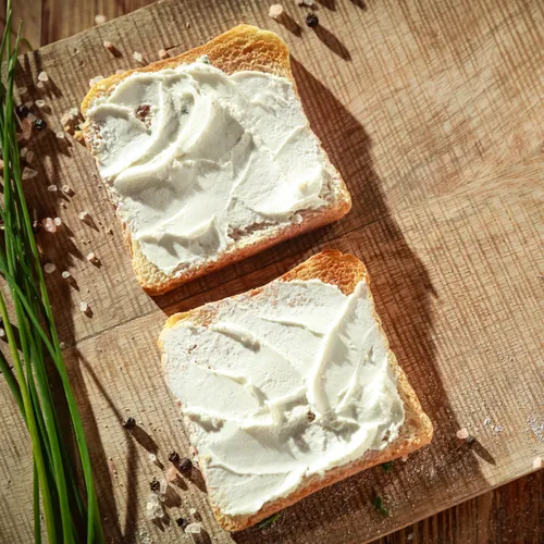 bread with sour cream